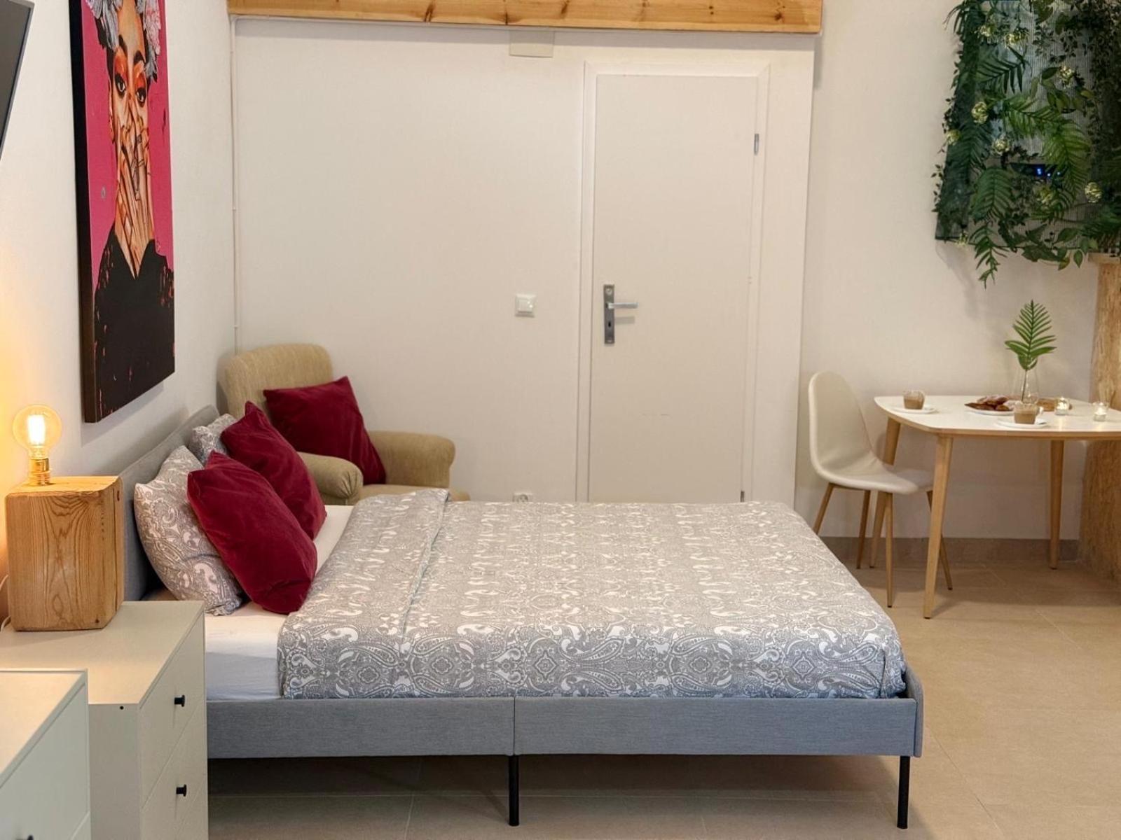Soho Boho Apartments - With Sunny Rooftop Terrace And Fiber Optic Internet アリカンテ エクステリア 写真